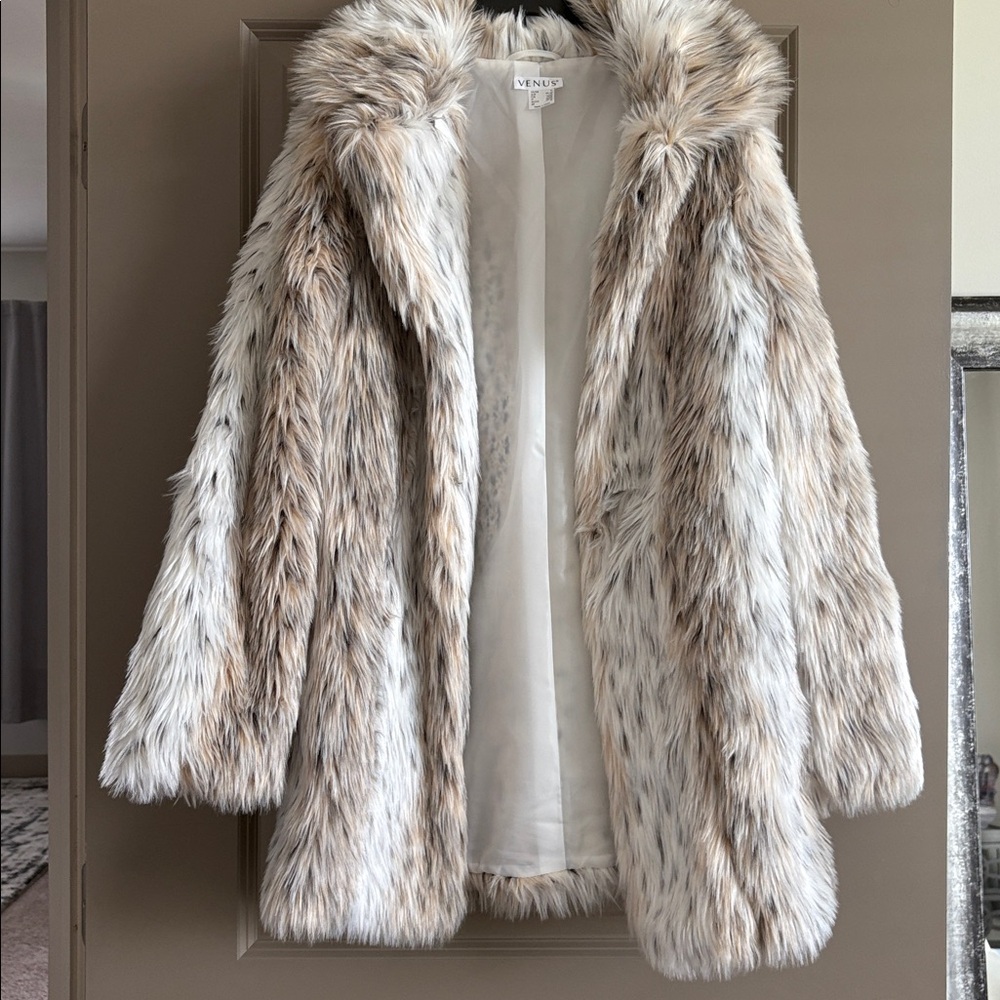 VENUS Cream and Brown Teddy Jacket